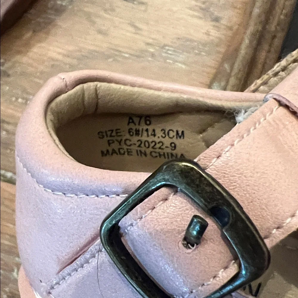 Pink Kids Shoes‎
